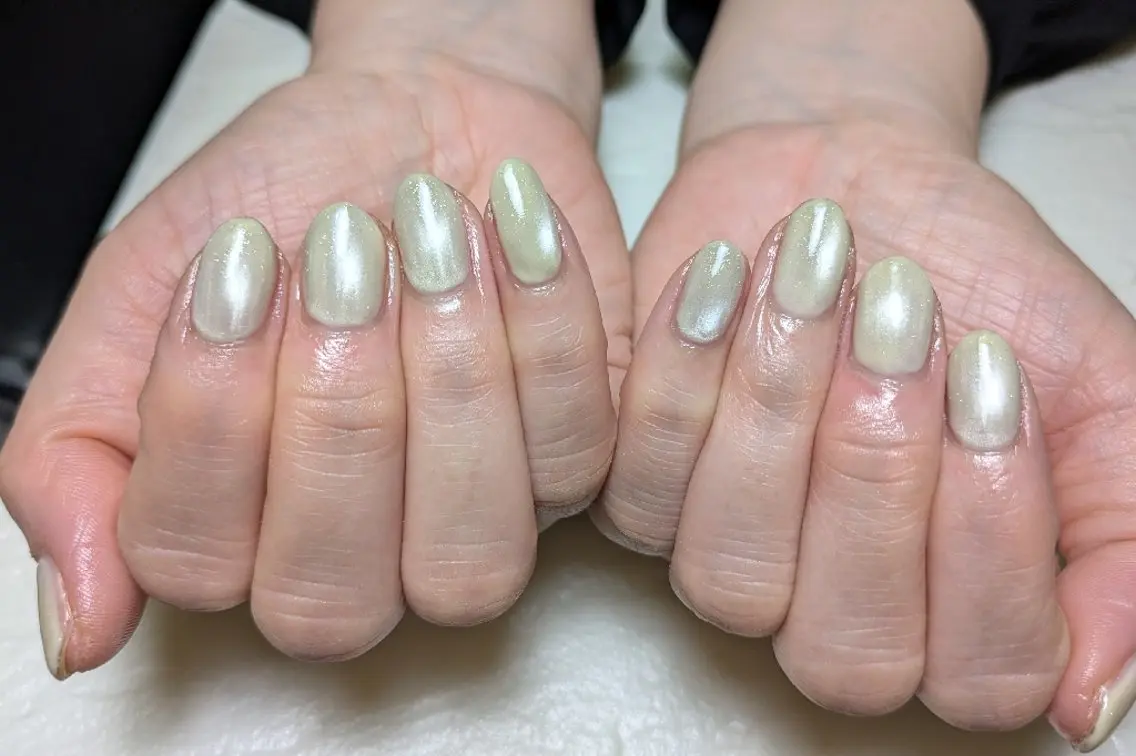 ネイル マグネットネイル シンプルネイル 春ネイル ハンドネイル m&pPrivate nailsalonのネイルデザイン