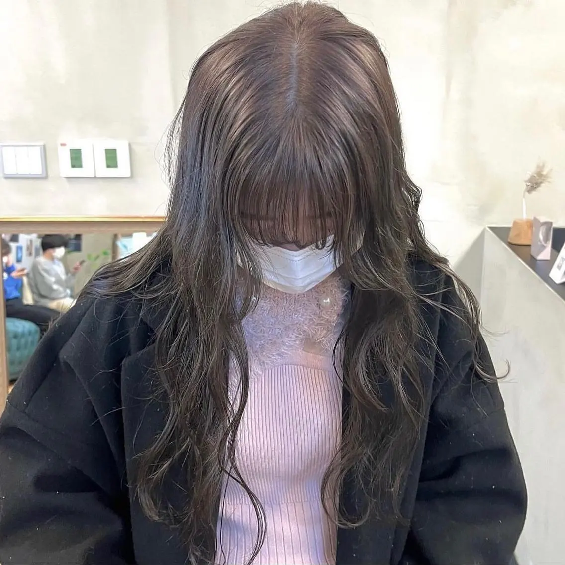ロング カラー パーマ ヘアアレンジ メンズ キッズ ネイル マツエク・マツパ アイブロウ カット ヘアカラー 前川 朋香のヘアスタイル