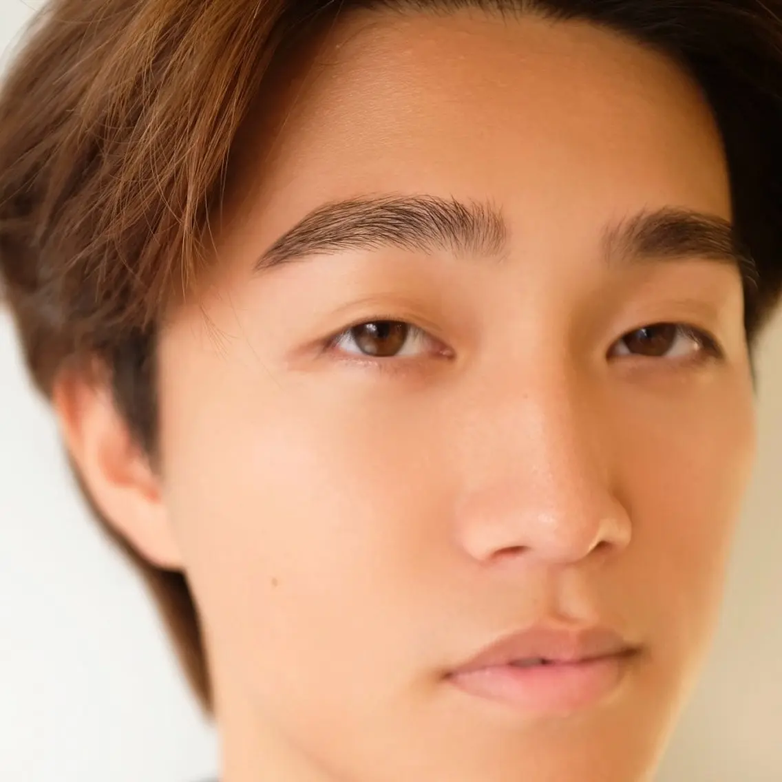 再来メニュー⭐️メンズ美眉WAX⭐️【眉周りWAX✖️間引き・カット✖️】の写真