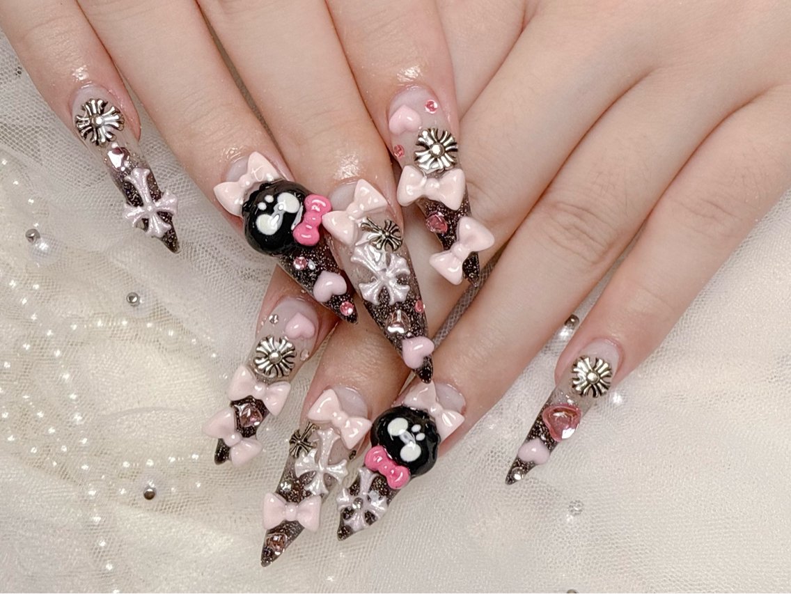 ネイル ジェルネイル 韓国ネイル マグネットネイル 持ち込み ワンカラーネイル ハンドネイル ハンドケア R1🎀Nail💕 池袋東口店のネイルデザイン