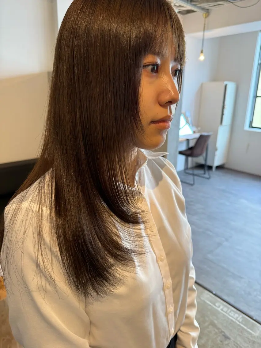 ロング 顔まわりレイヤー レイヤーカット 宮原 愛果のヘアスタイル