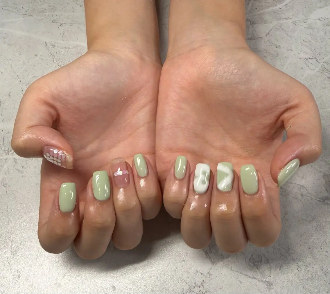 ネイル yotsuha 🍀のネイルデザイン