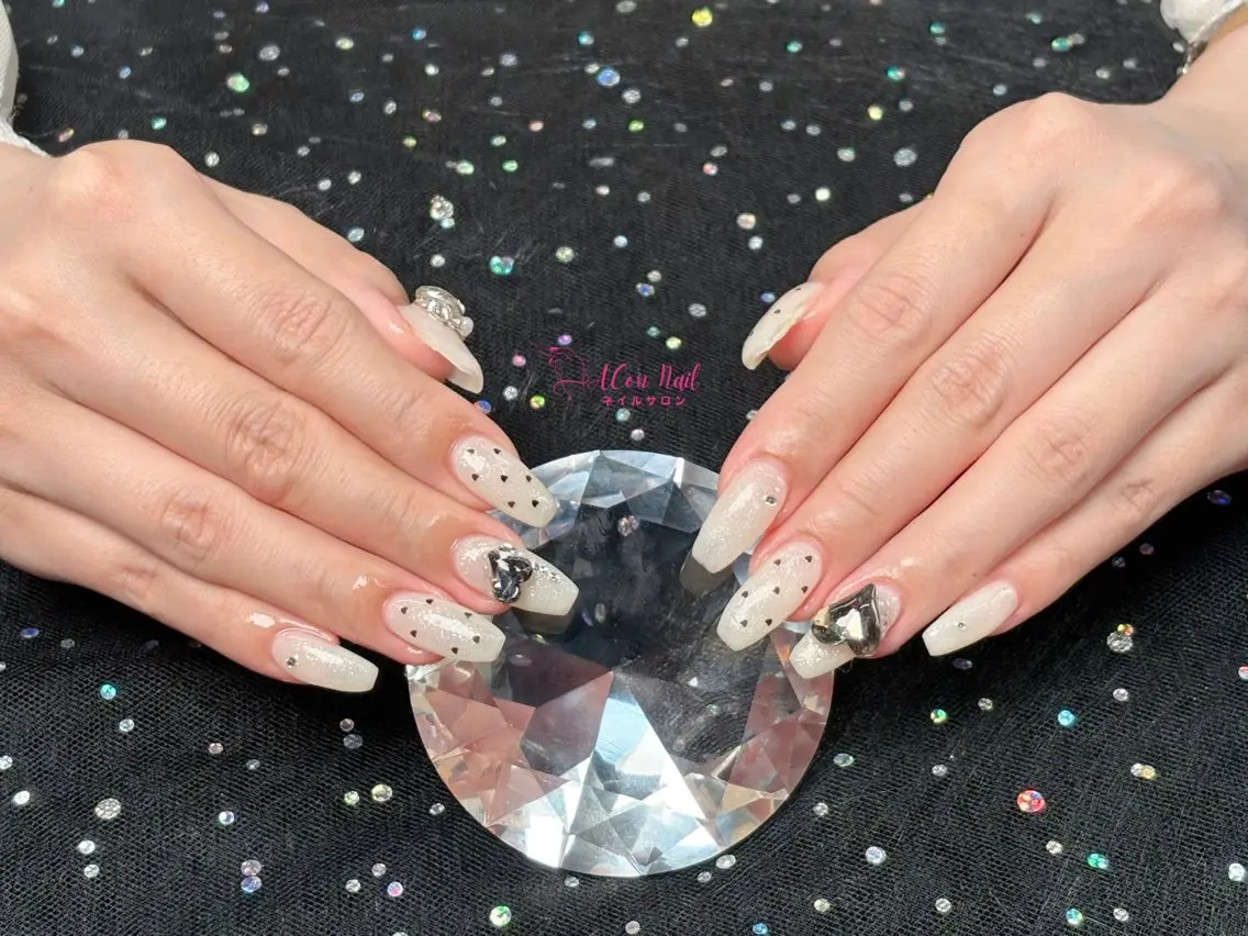 ネイル 桜ネイル 長さ出し フラワーネイル フレンチネイル ジェルネイル ハンドネイル ACon NailSalonのネイルデザイン