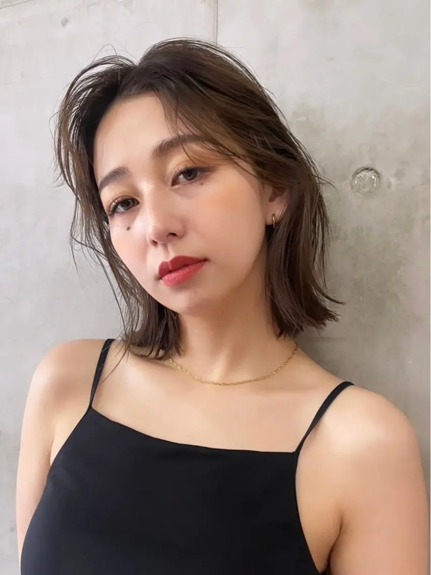 ショート 切りっぱなしボブ ボブ くびれヘア 髪質改善 レイヤーカット ヘアカラー 南堀江レイヤーカット MIKU🍒のヘアスタイル
