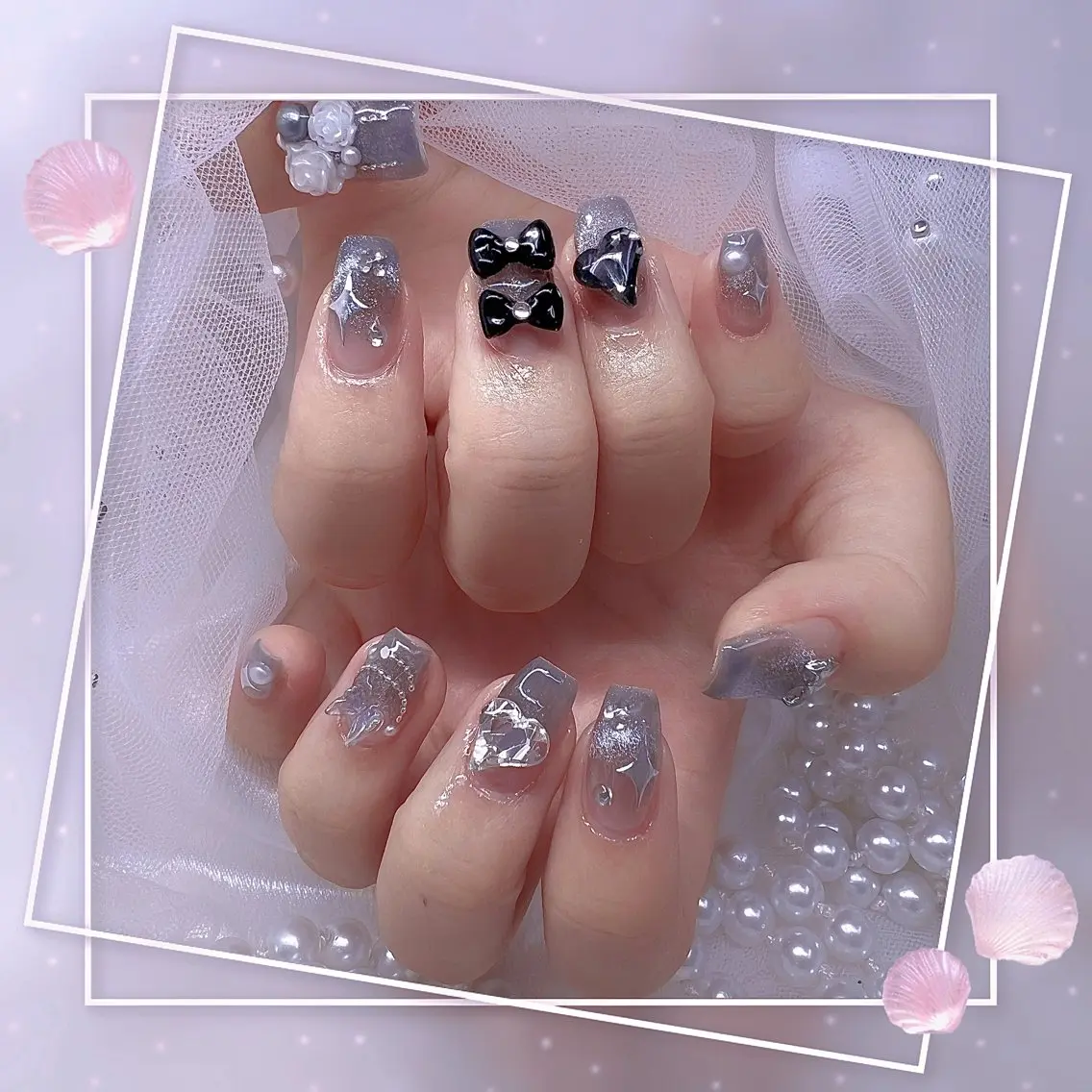 ネイル チークネイル フレンチネイル グラデーション マグネットネイル マグネットフレンチ ハンドネイル ハンドケア Chill Nailsalonのネイルデザイン