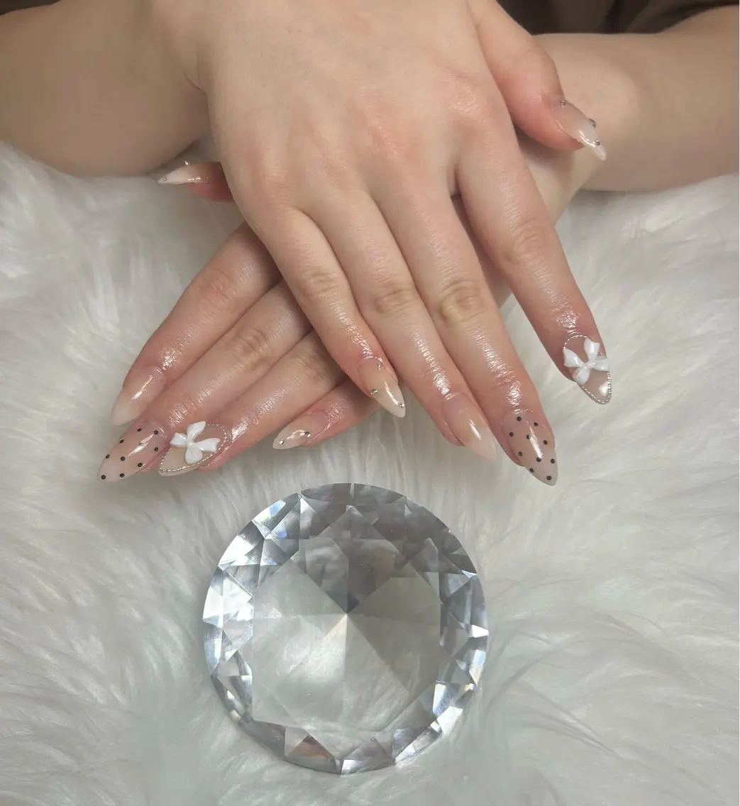 ネイル Luxe nailのネイルデザイン