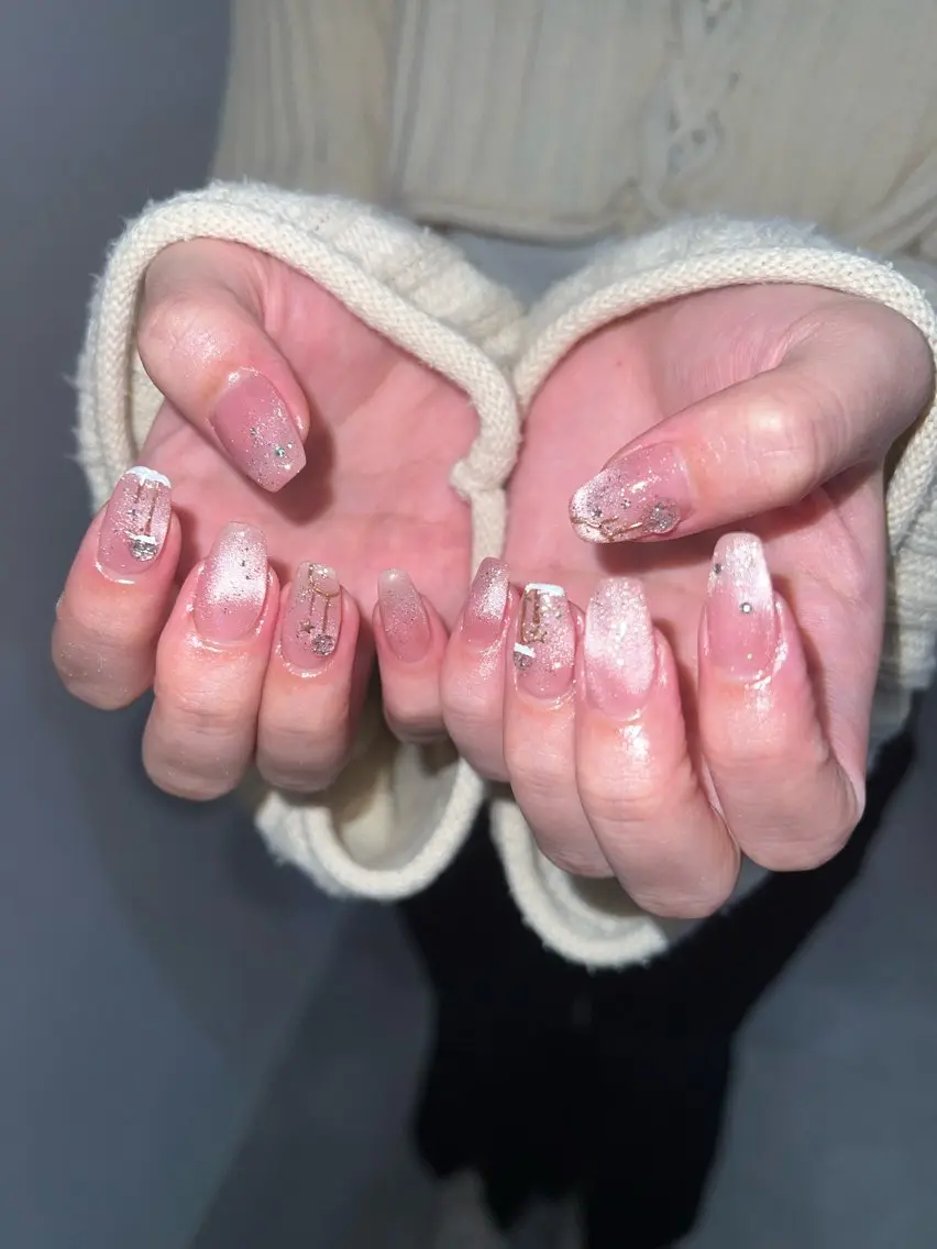 ネイル フレンチネイル ジェルネイル マグネットネイル ニュアンスネイル パラジェル ハンドネイル ハンドケア Bana_ Nailのネイルデザイン