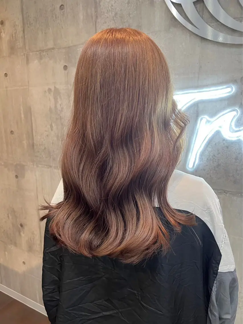 セミロング カラー 艶髪透明感カラー🩶 Miriのヘアスタイル