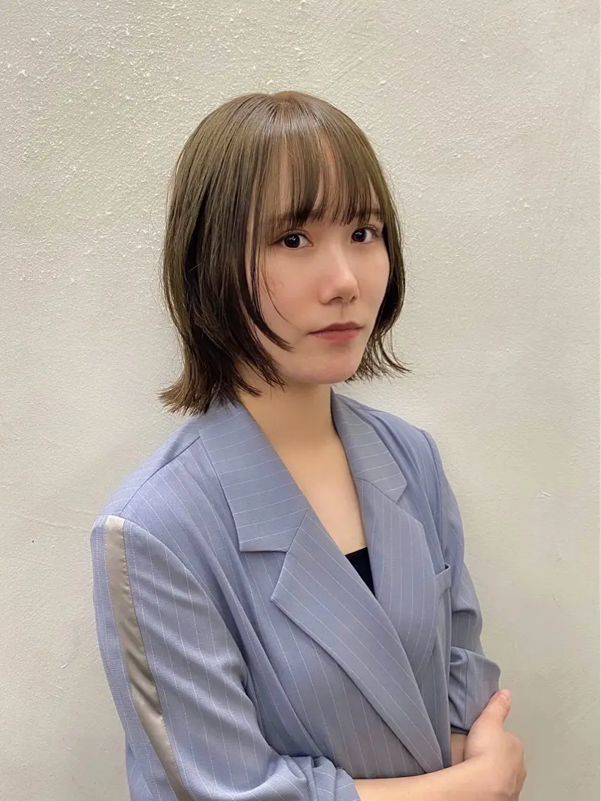 ミディアム カラー カット ヘアカラー トリートメント 似合わせレイヤー/ ケアパーマ/高倉のヘアスタイル