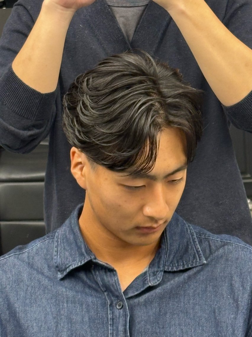 ショート パーマ メンズ カット パーマ トリートメント フェザーパーマ特化/ ハイトーン/メンズのヘアスタイル