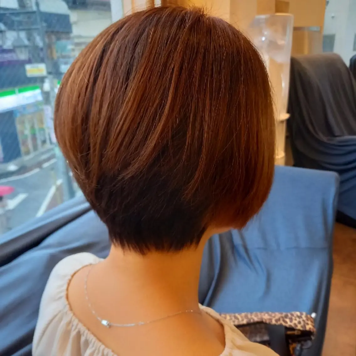 ショート ショートボブ ボブ ショートヘア 飯田・髪質改善縮毛矯 正・カラー・パーマのヘアスタイル