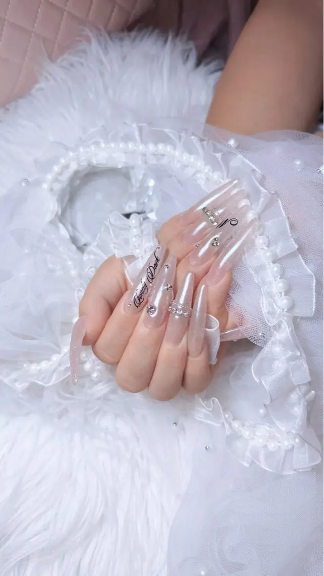 ネイル ハンドネイル nailsalon Questのネイルデザイン