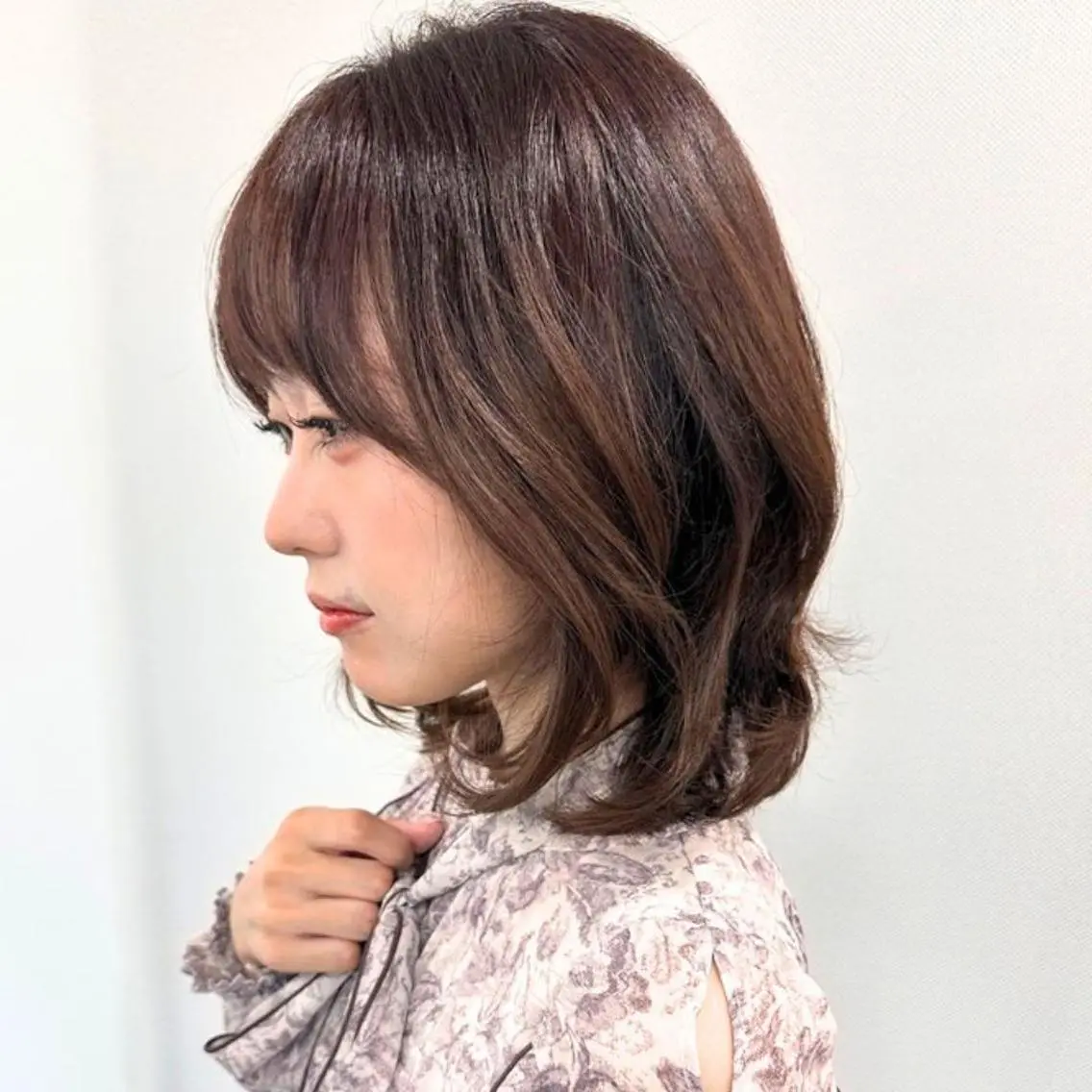 ミディアム カラー ブラウンカラー チョコレートブラウン グラデーションカラー ボブ 小顔カット ❇️安達 優心❇️ レイヤー/艶髪特化のヘアスタイル