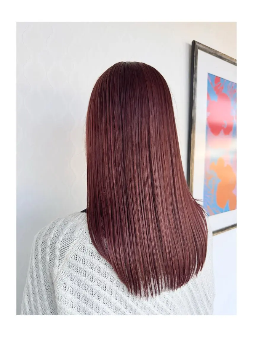 ロング ヘアカラー トリートメント 小楠 菜美のヘアスタイル