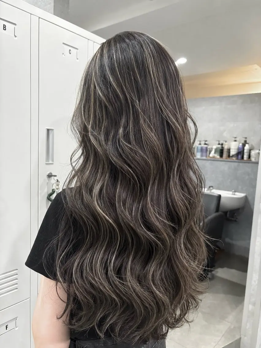 ロング ハイライト 🤍HIKARI🤍 ハイライト/レイヤーのヘアスタイル