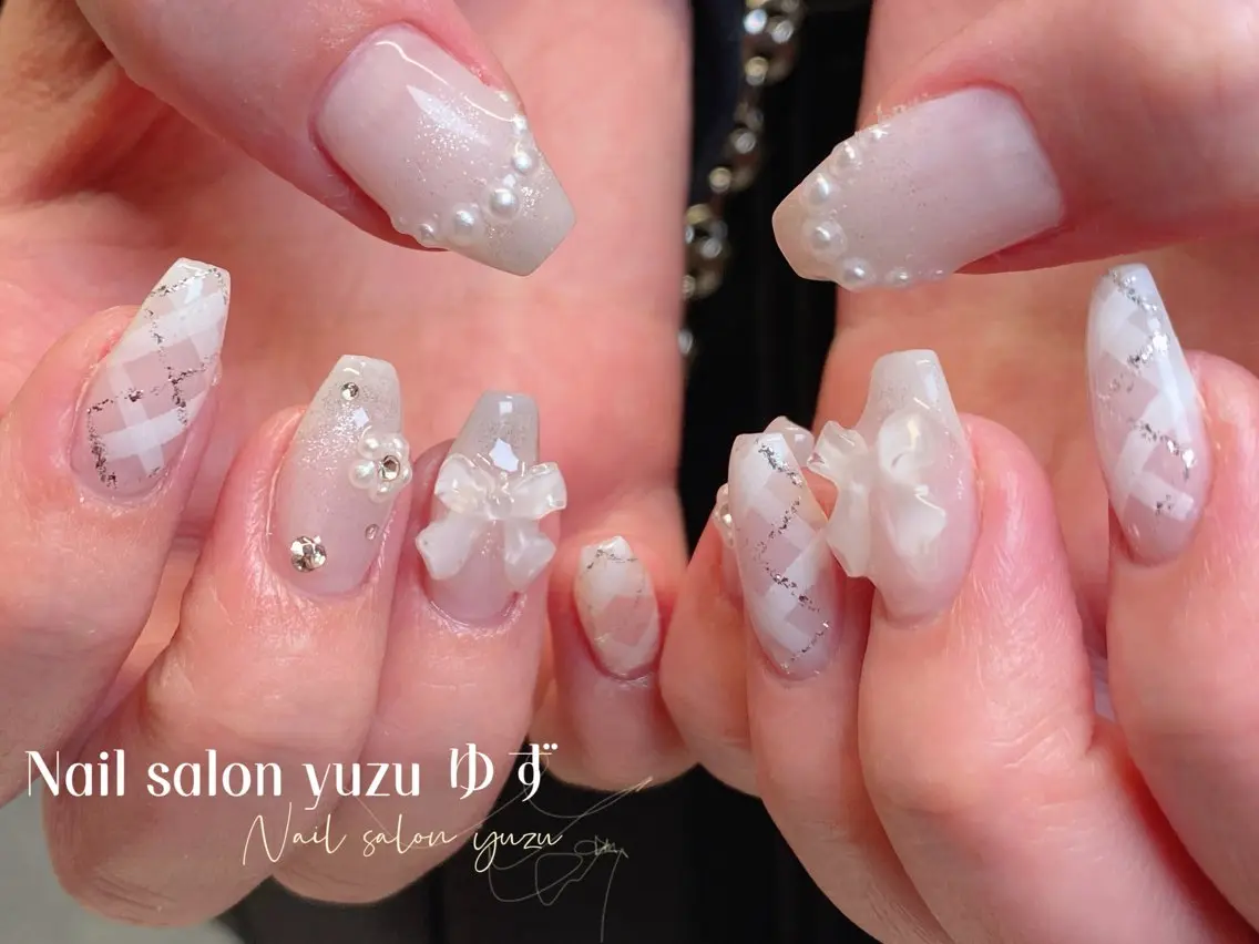 ネイル カジュアル チークネイル 成人式 ドット フレンチネイル ゆず- Nail Salonのネイルデザイン