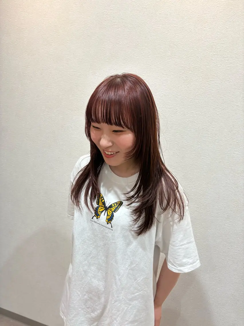 セミロング ハッシュカット アメイジングヘアー 千歳店　福嶋のヘアスタイル