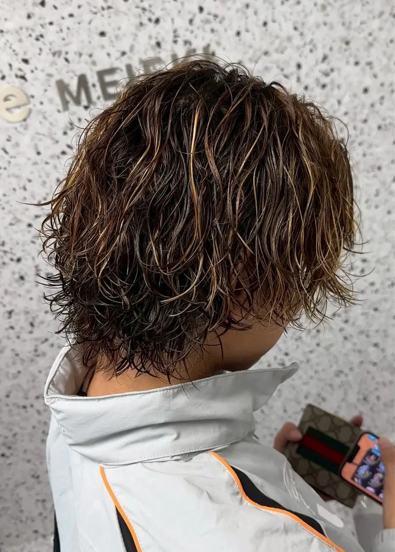 ショート カラー パーマ メンズ特化／ツイスパ ／波巻き／松本真生のヘアスタイル