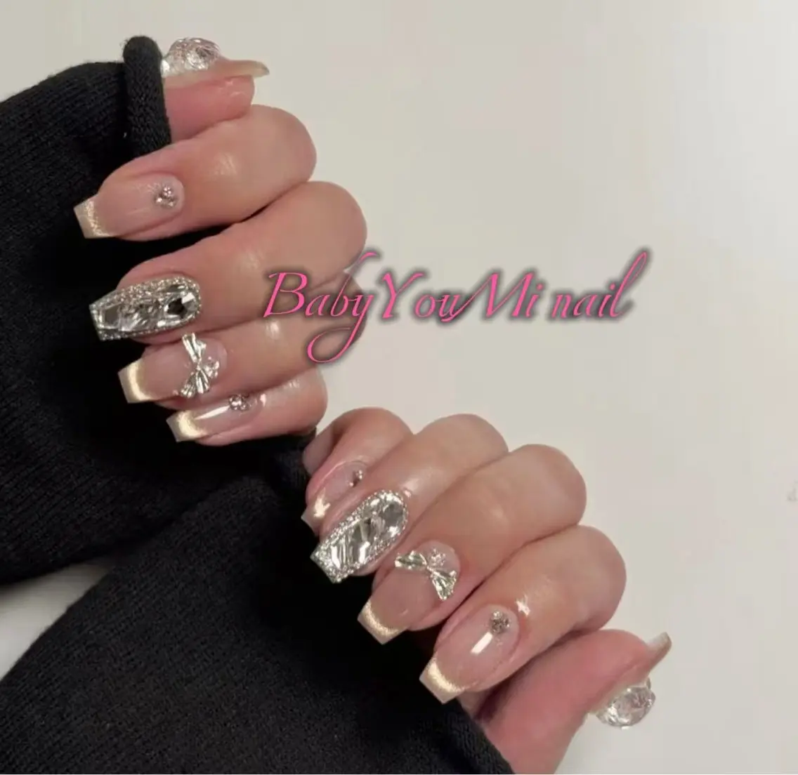 ネイル オーロラネイル フラワーネイル フットネイル フレンチネイル ジェルネイル ハンドネイル BabyYouMi nailのネイルデザイン