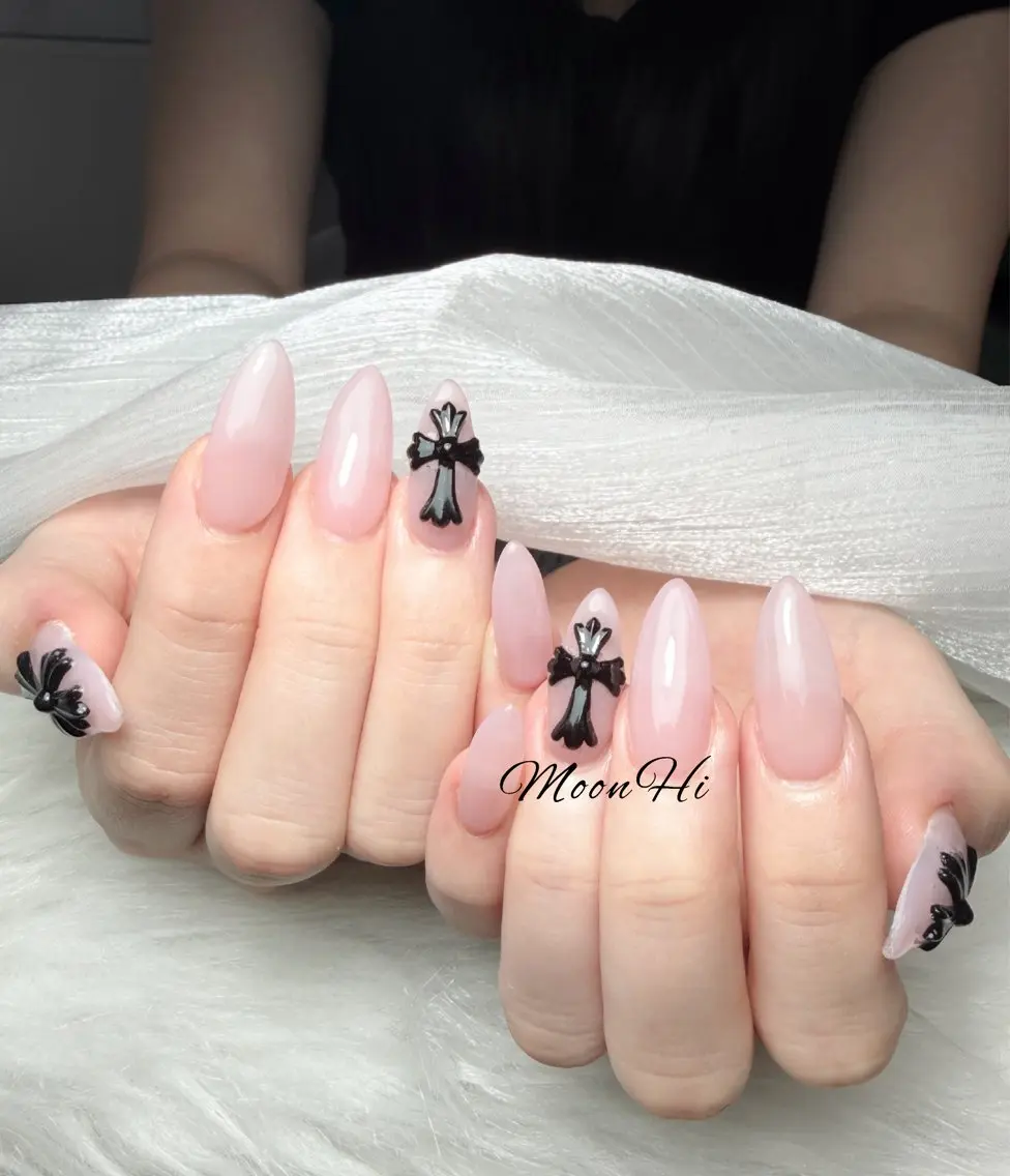 ネイル MoonHi Nail 朝霞台のネイルデザイン