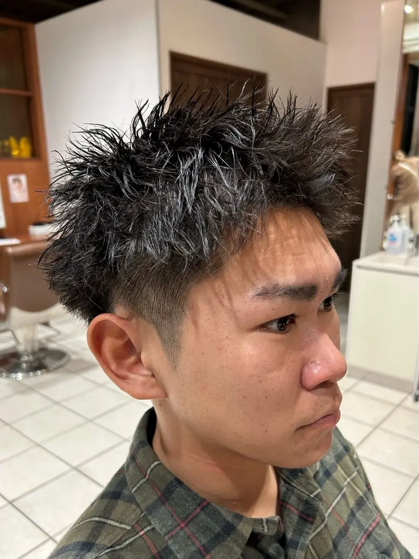 ショート パーマ メンズ メンズパーマ ツイストスパイラルパーマ スパイラルパーマ 福井 太暉のヘアスタイル