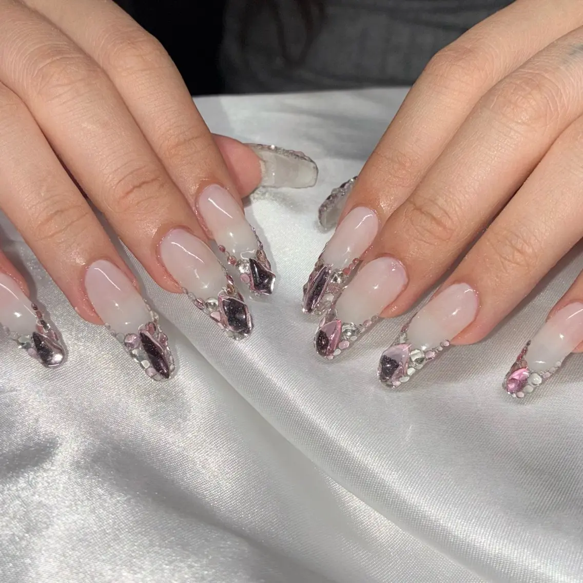 ネイル ハンドネイル Nail ヌシん家 AKANEのネイルデザイン
