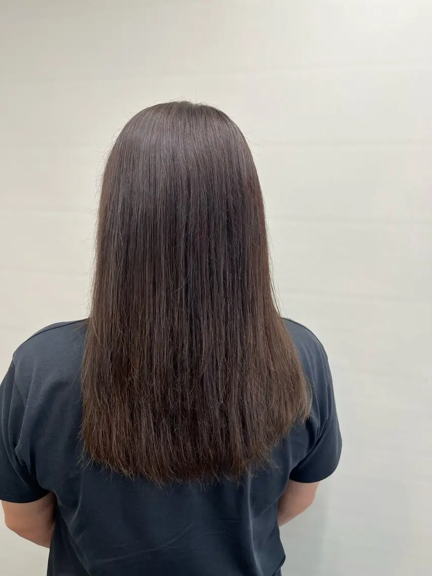 カラー ブラウンカラー オリーブブラウン 松井 咲樹のヘアスタイル