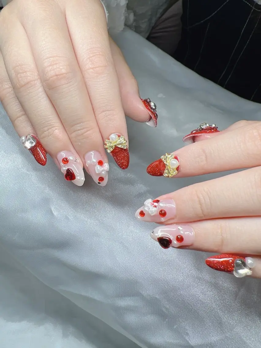 ネイル 長さ出し グラデーション 卒業式 キラキラネイル マグネットネイル ハンドネイル Lee Nailsのネイルデザイン