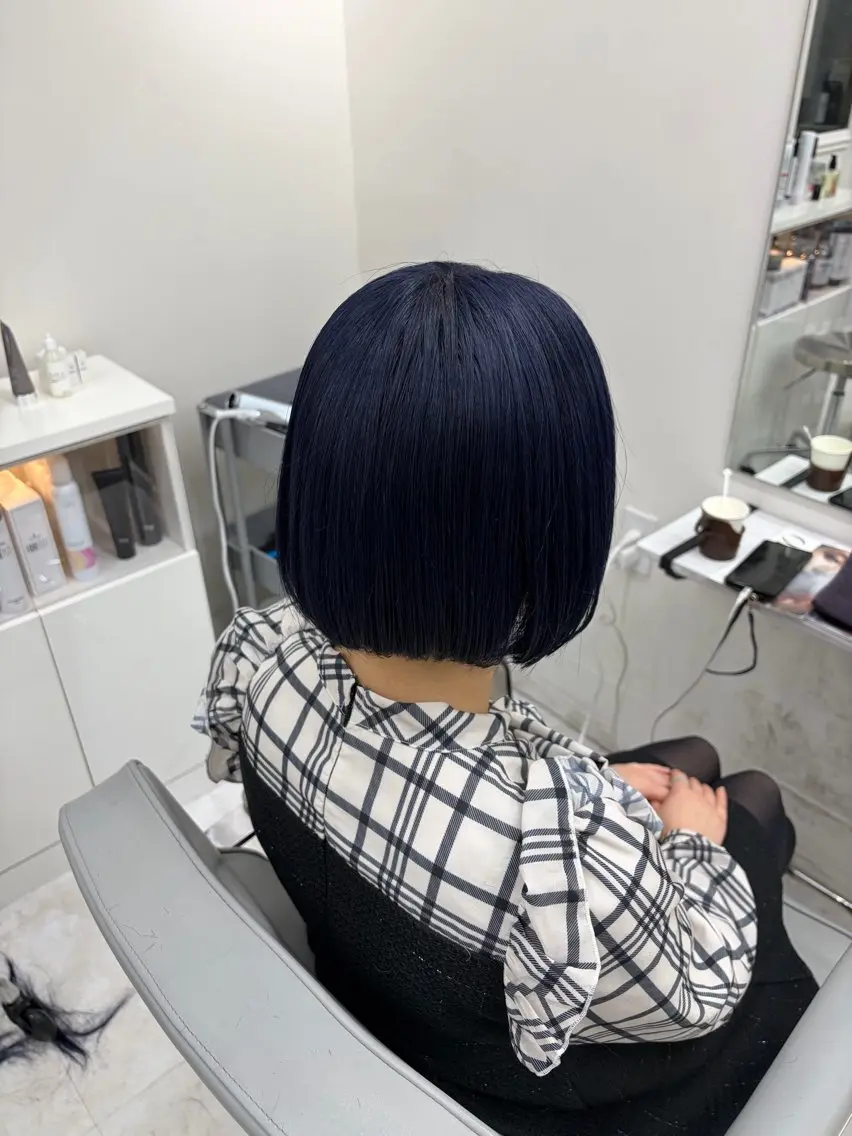 ショート カラー ヘアアレンジ ヘアカラー トリートメント ヘアセット 🩶【推しハイトーン 】yuzu🩶のヘアスタイル