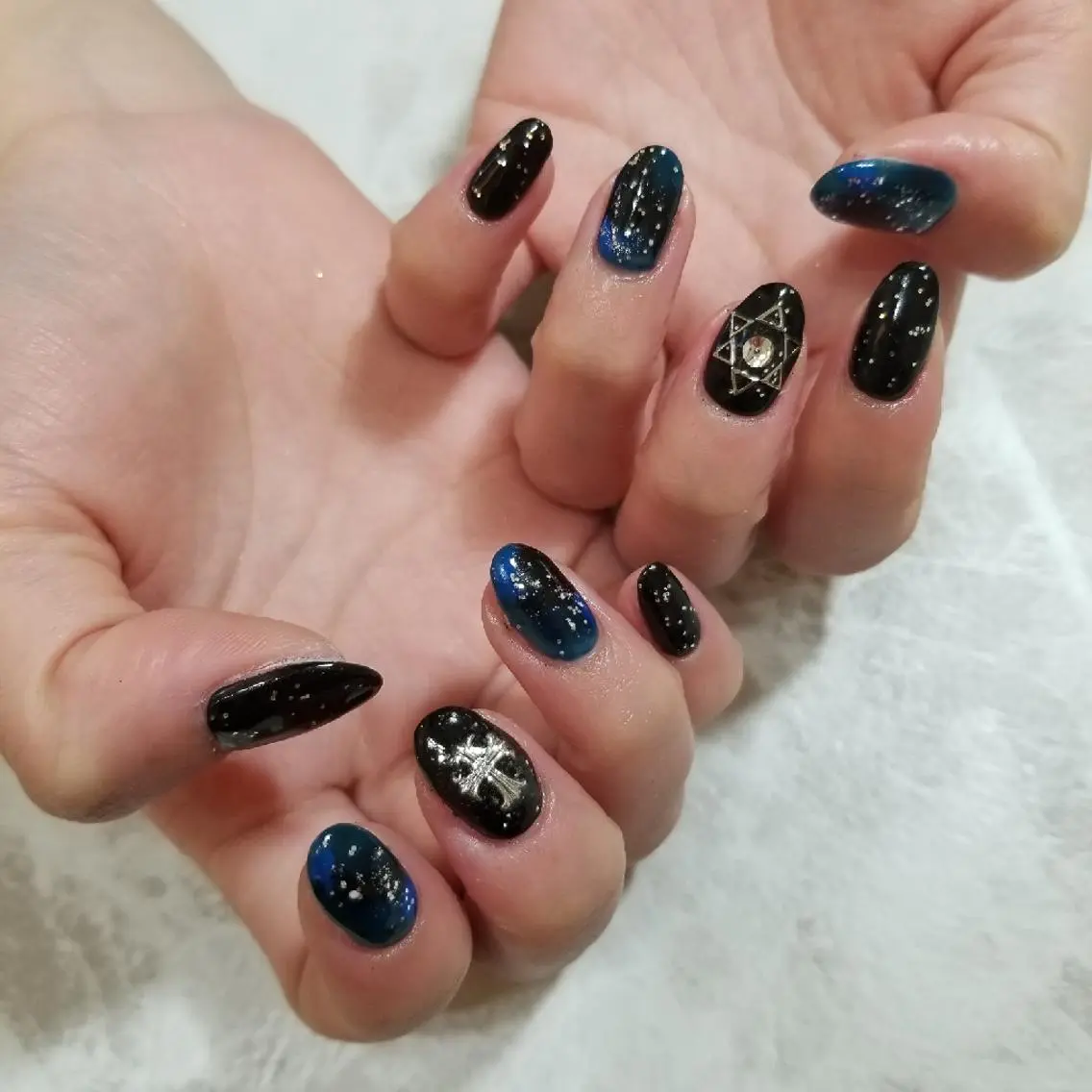 ネイル ハンドネイル nijiiro🌈 サトウのネイルデザイン