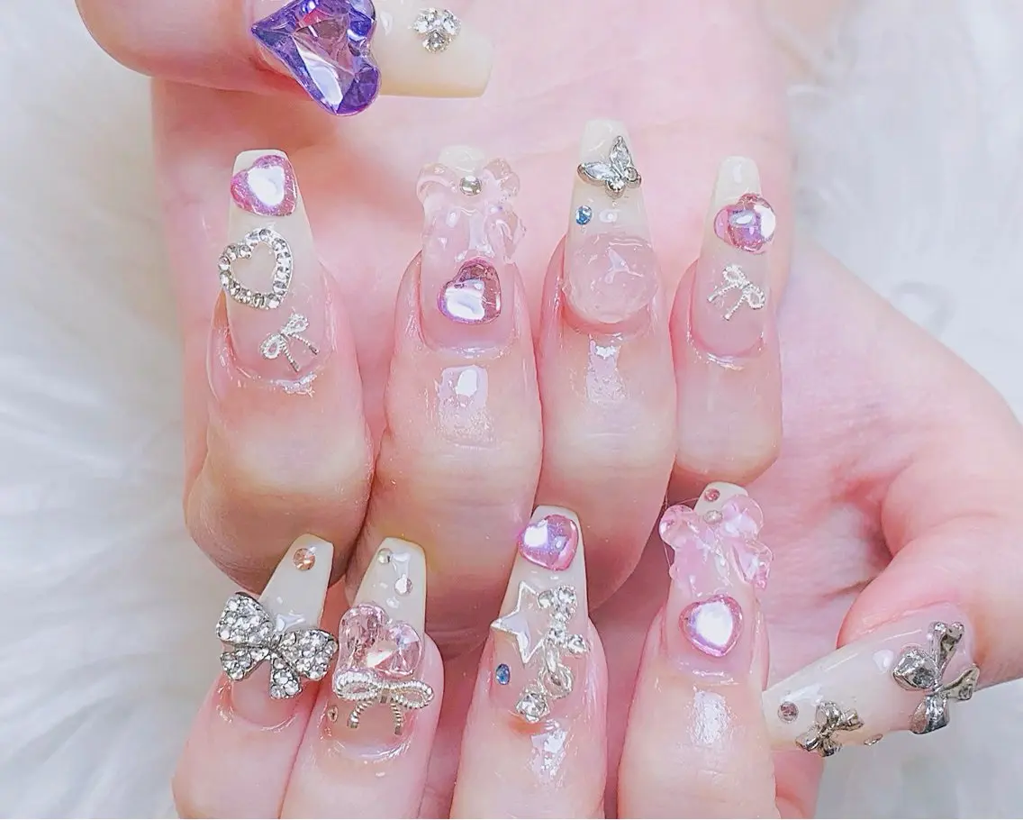 ネイル チークネイル 長さ出し フットネイル 韓国ネイル マグネットネイル ハンドネイル ハンドケア AN NAIL _HOAのネイルデザイン