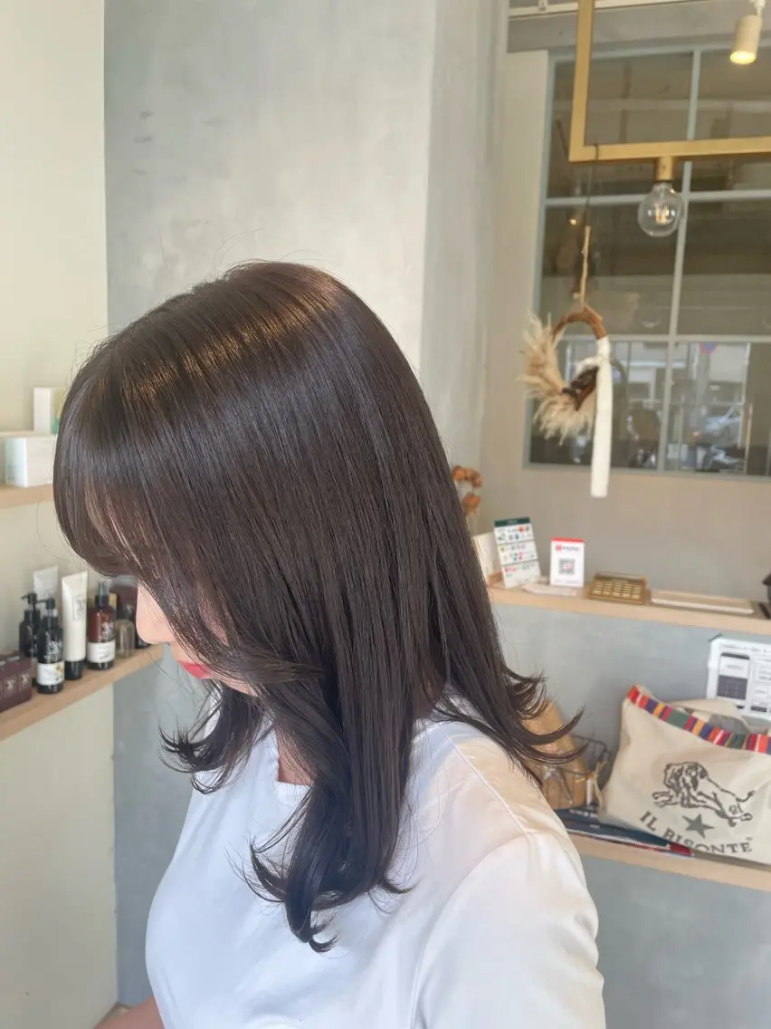 セミロング カラー ROCCO アイナ/ レイヤー透明感カラーのヘアスタイル