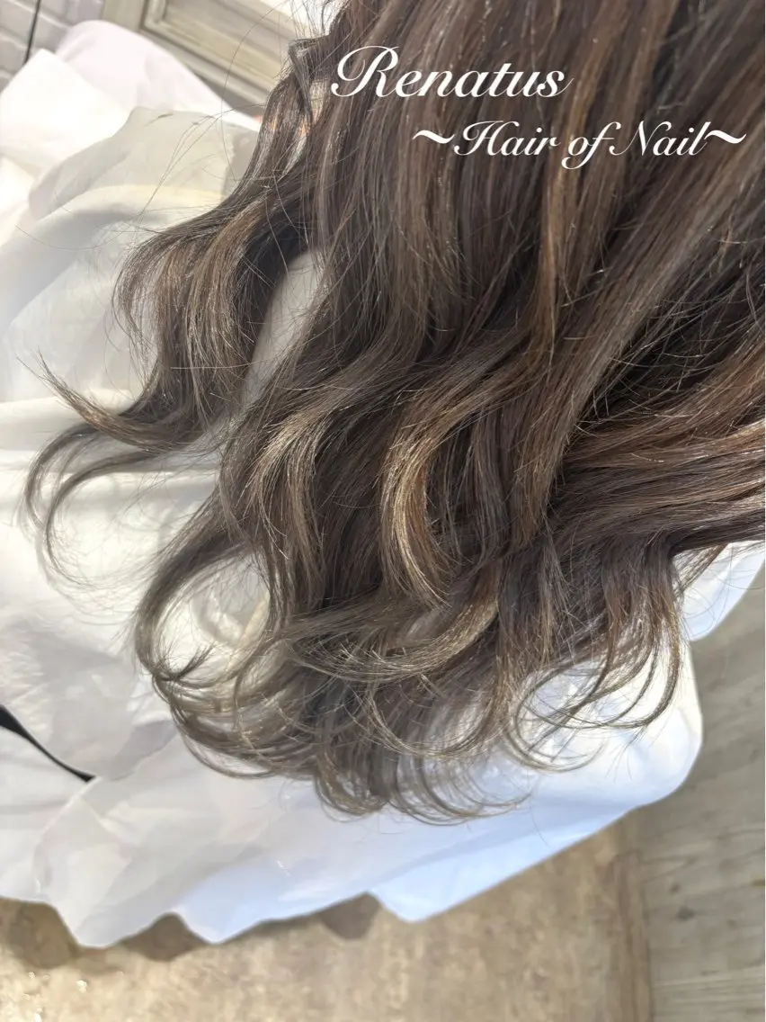 ロング カラー バレイヤージュ レイヤーカット カット ヘアカラー トリートメント Renatus店長 金子裕美のヘアスタイル