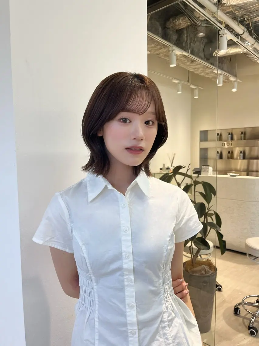 ショート ボブ レイヤーカット 坂本 寧々のヘアスタイル