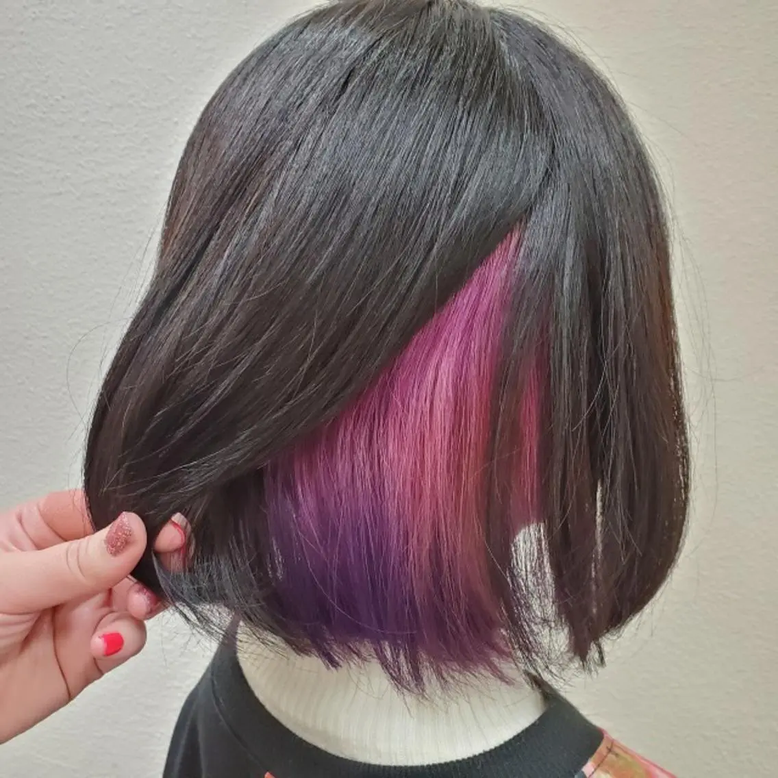 カラー グラデーションカラー 推しアニメカラー🌈 ツヤ透明感カラー🦄のヘアスタイル