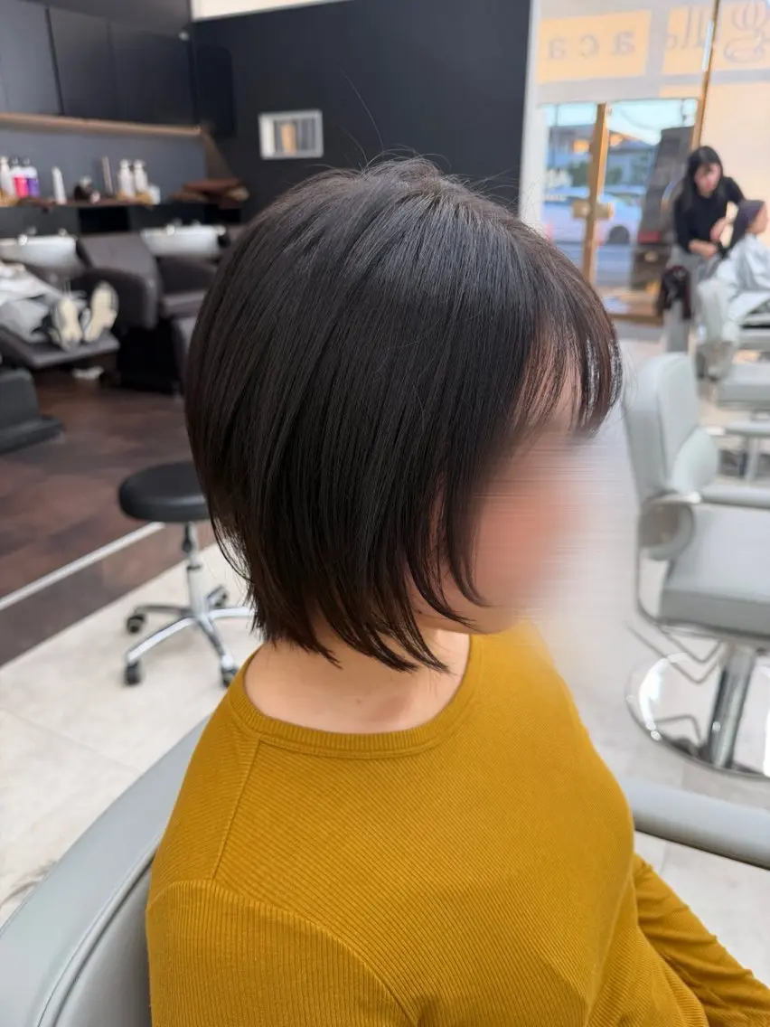 ショート カット ヘアカラー 結城 虹心のヘアスタイル