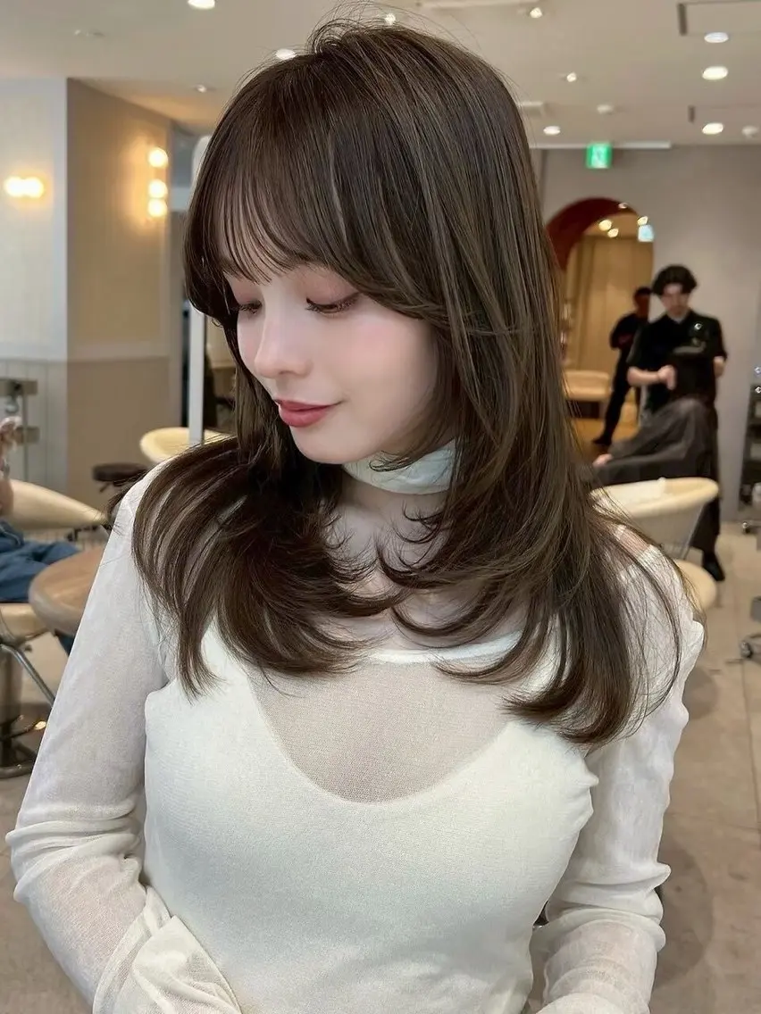 ミディアム ヘアカラー Zina浦和💋 リアのヘアスタイル