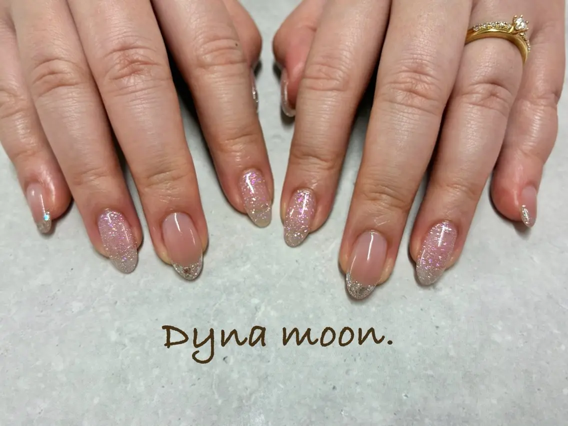 ネイル Dyna moon.のネイルデザイン