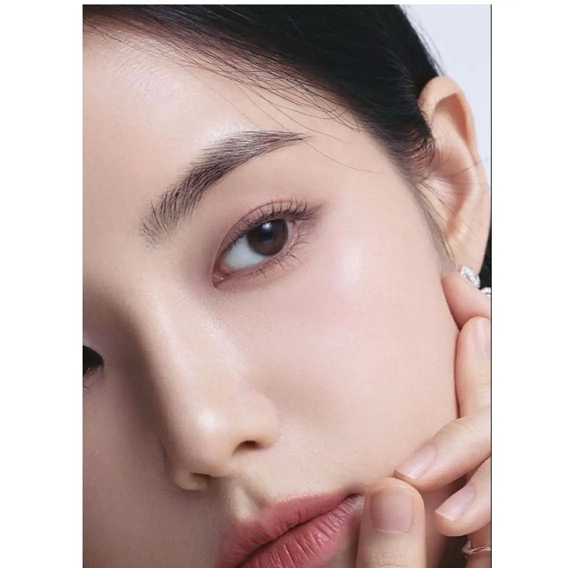 好印象！魅せる眉毛へ！アイブロウWAXスタイリング(メイク付き)¥4,000の写真