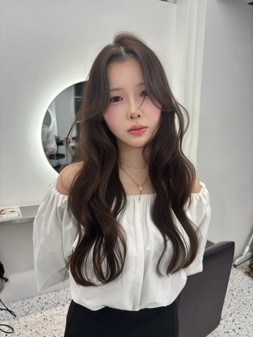 ロング 🩵透明感艶髪 縮毛矯正masa🩵のヘアスタイル