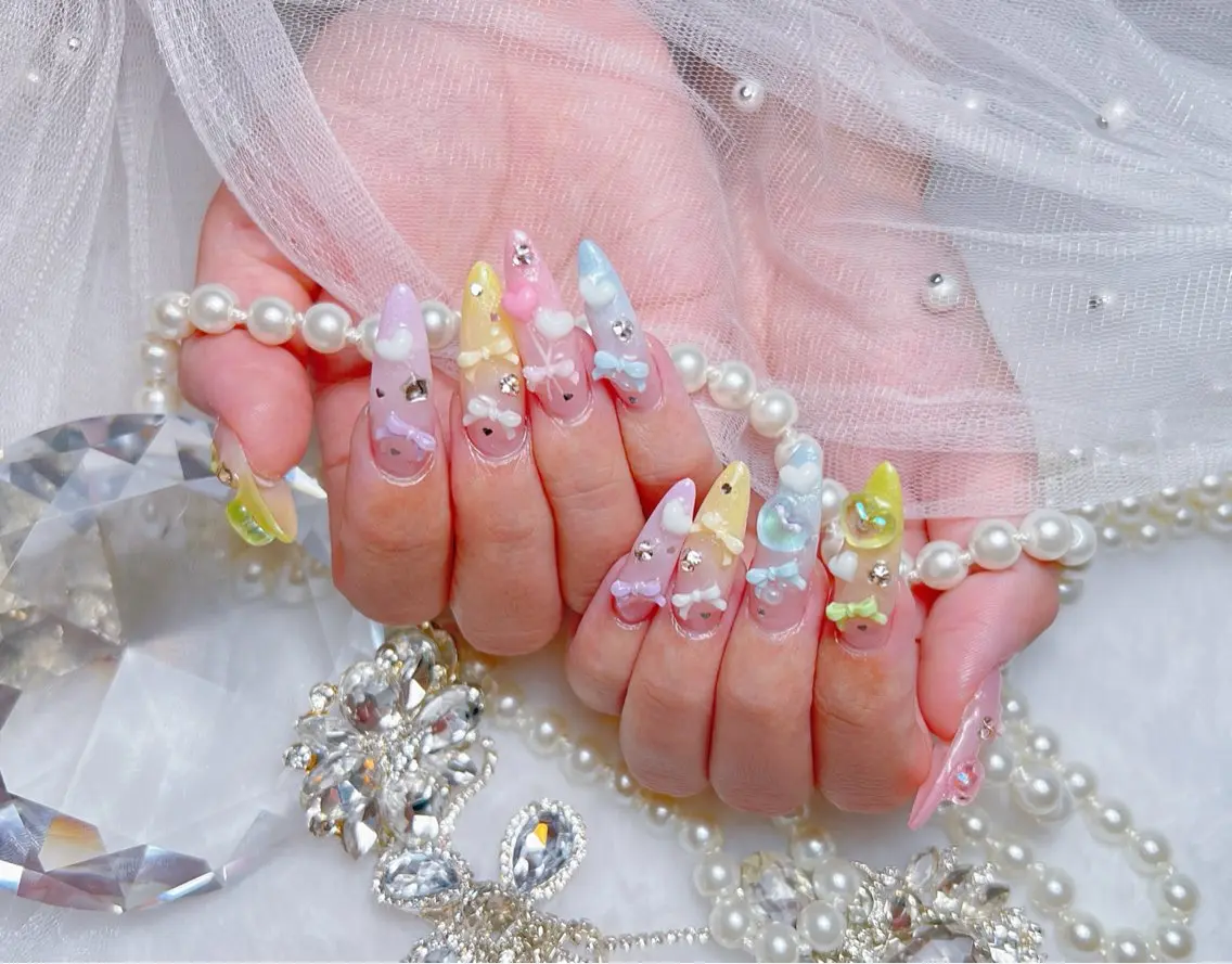 ネイル アートネイル オーロラネイル チークネイル 長さ出し フットネイル Miya _nailのネイルデザイン
