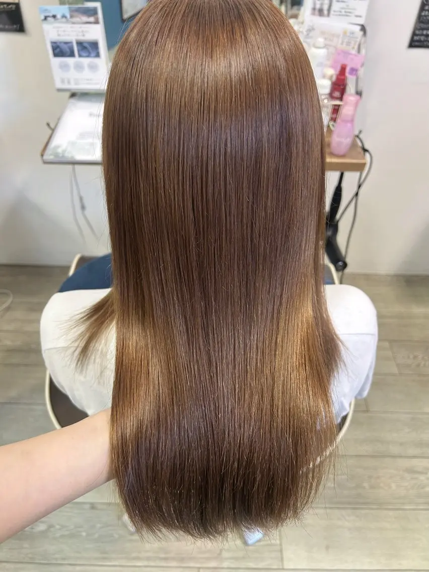 ロング カラー ヘアカラー トリートメント 拝頭　奈枝 Beretのヘアスタイル