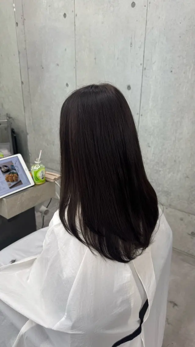 セミロング shio ハイトーン 💗【福岡天神】のヘアスタイル