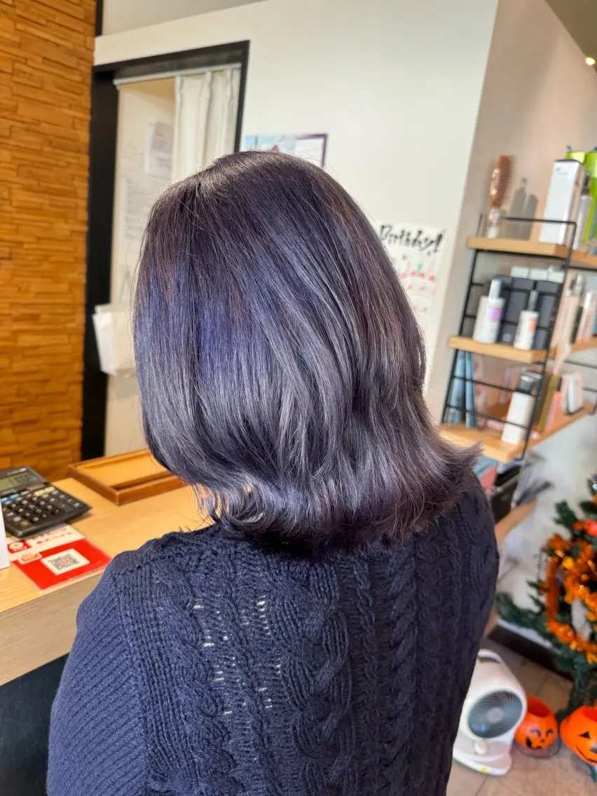 ミディアム カラー ブルーカラー ブルーバイオレット ダブルカラー バイオレットカラー カット ヘアカラー トリートメント 🐣 SHION🐥のヘアスタイル