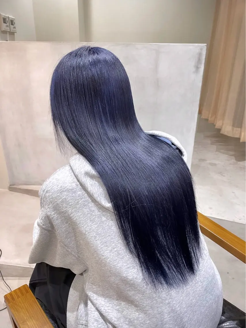 ロング カラー ヘアカラー tim hinaのヘアスタイル