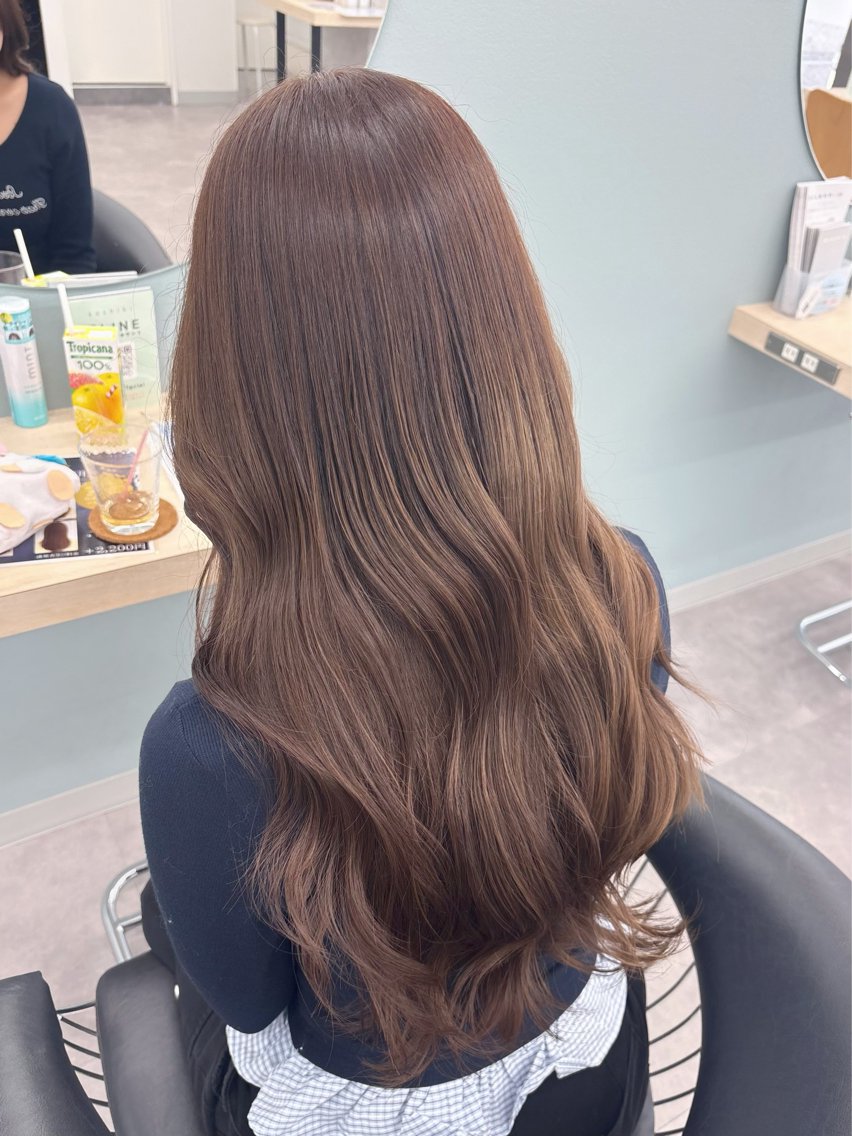 ロング カラー ベージュカラー ブリーチ 透明感カラー ダブルカラー ブリーチなしカラー カット ヘアカラー トリートメント レイヤー/ベージュ 🫧小町 紗耶華のヘアスタイル