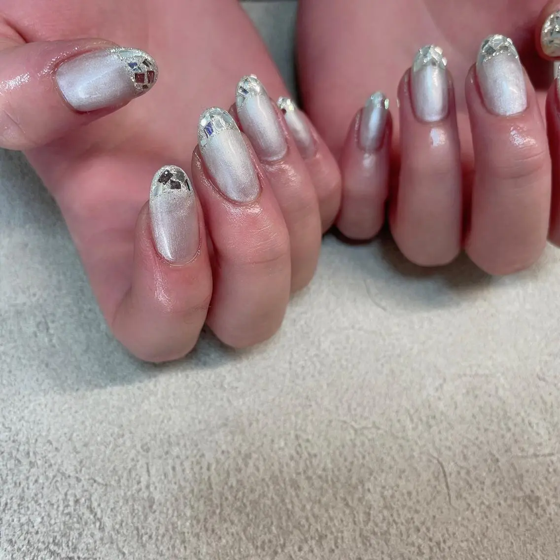 ネイル フレンチネイル ガラスフレンチ ハンドネイル lilbondir. chiharuのネイルデザイン
