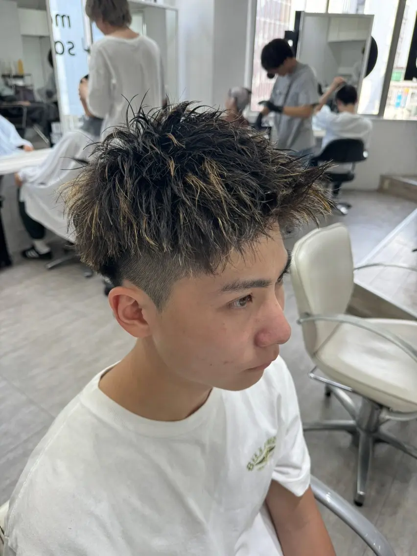 ショート メンズ カット トリートメント ヘアセット メンズ専門美容師店長 💈高橋和真💈のヘアスタイル