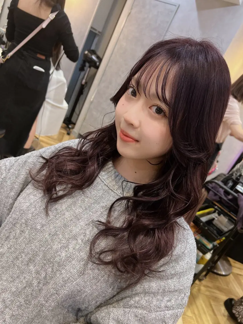 ロング カラー パーマ ヘアアレンジ 顔周りカット 韓国風ヘア ロング 小顔カット ニュアンスパーマ 平川 友理/韓国ヘア💘のヘアスタイル