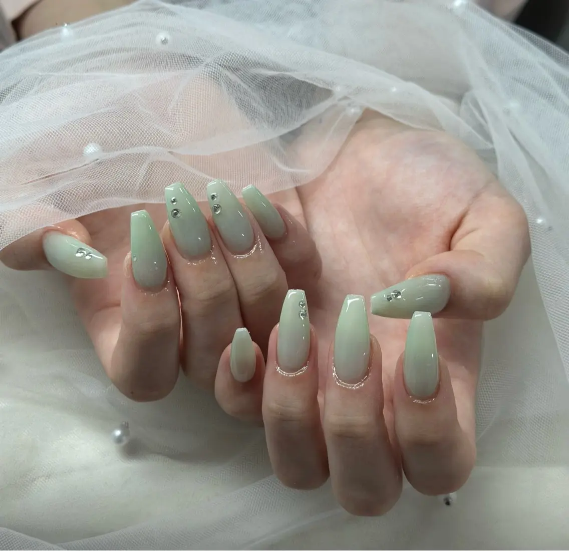 ネイル ハンドネイル R Nailのネイルデザイン